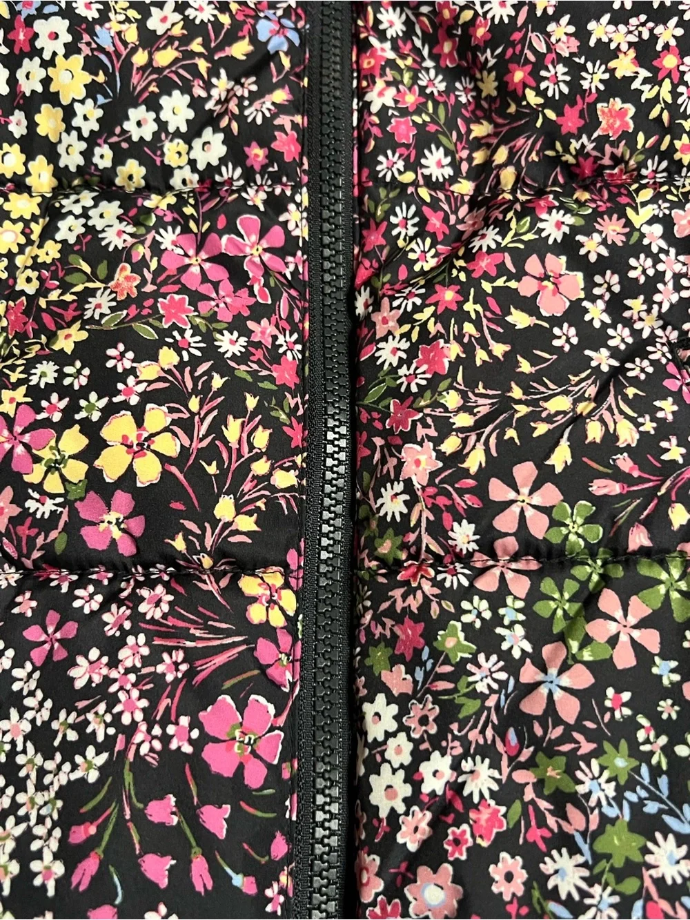 GAP Kids Multi Color Floral Puffer Vest Medium 8-9